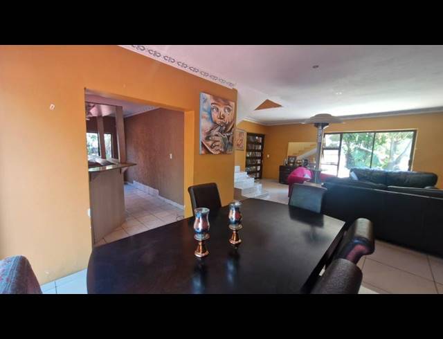 5 BEDROOM HOUSE FOR SALE IN BRACKENDOWNS